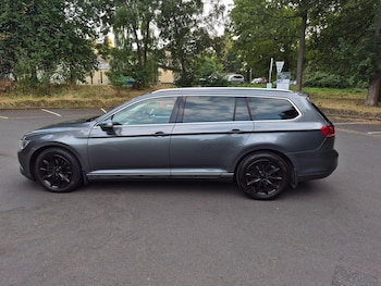Used Volkswagen Passat 2016 for sale - 79292316: Photo