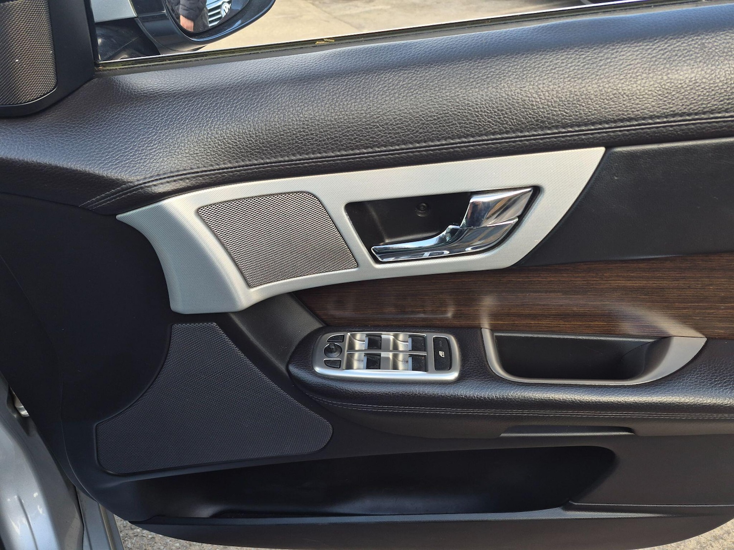 Used Jaguar XF 2012 for sale - 78170378: Photo 27