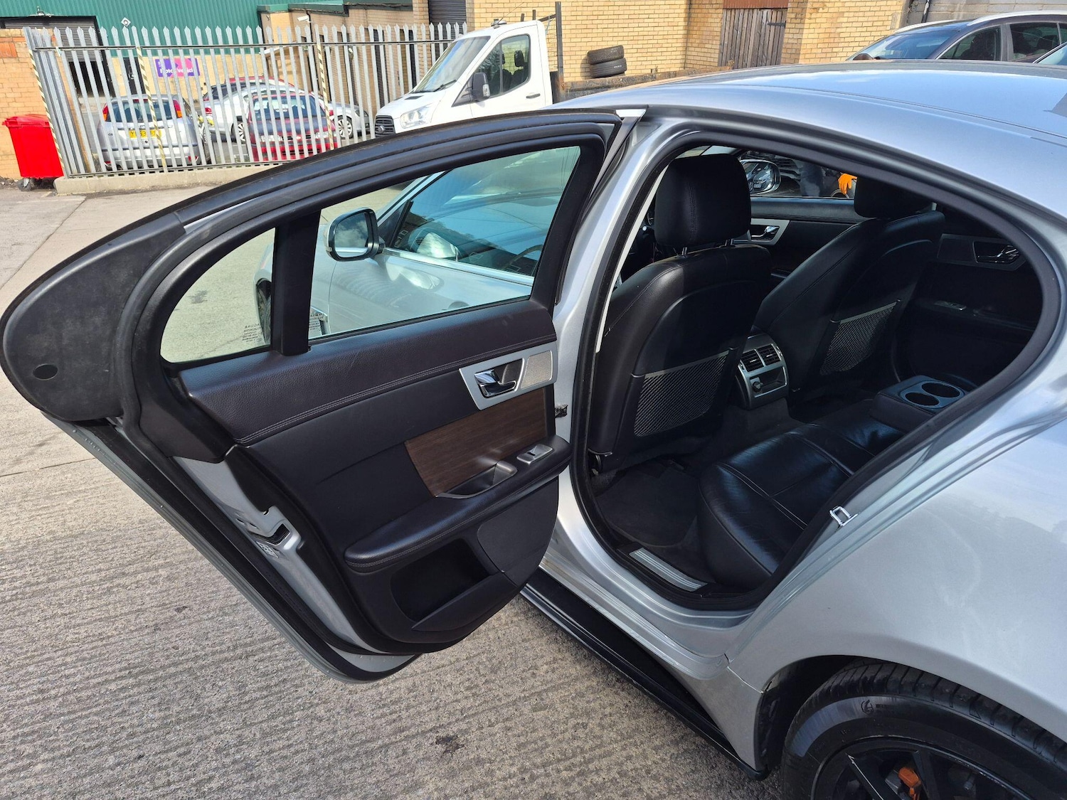 Used Jaguar XF 2012 for sale - 78170378: Photo 29