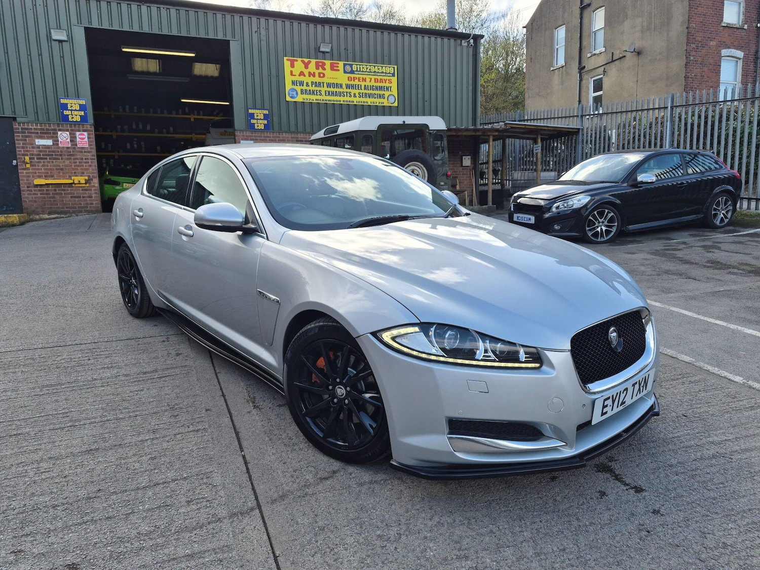 Used Jaguar XF 2012 for sale - 78170378: Photo 3
