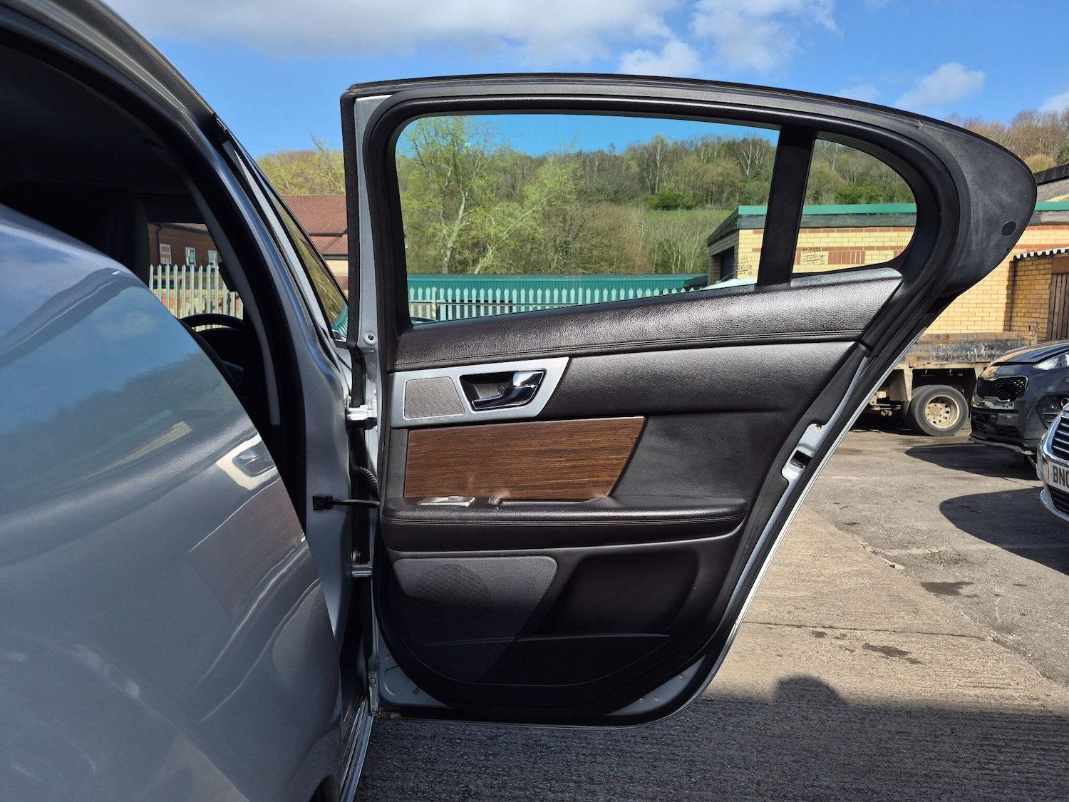 Used Jaguar XF 2012 for sale - 78170378: Photo 30