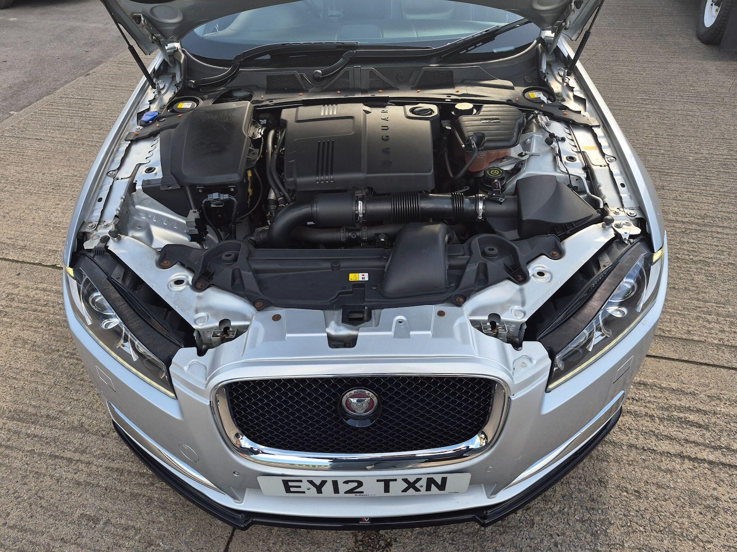 Used Jaguar XF 2012 for sale - 78170378: Photo 34