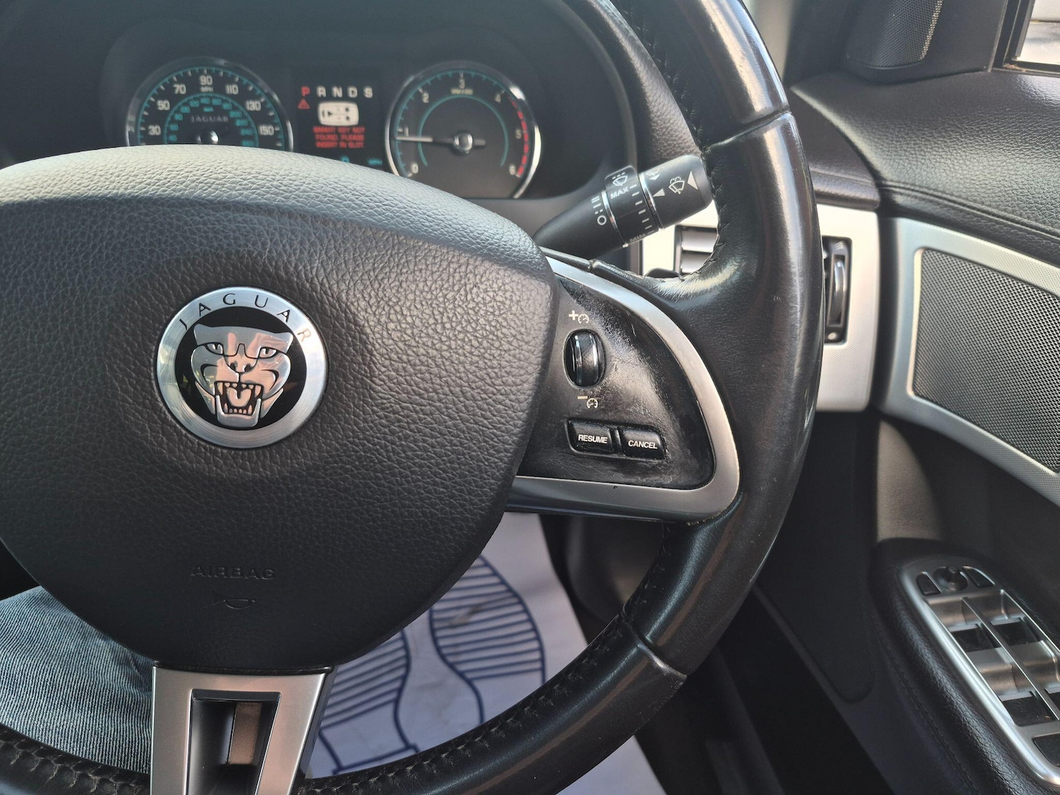 Used Jaguar XF 2012 for sale - 78170378: Photo 43