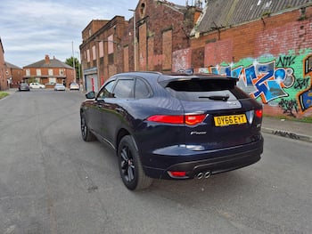 Used Jaguar F-Pace 2016 for sale - 79774519: Photo