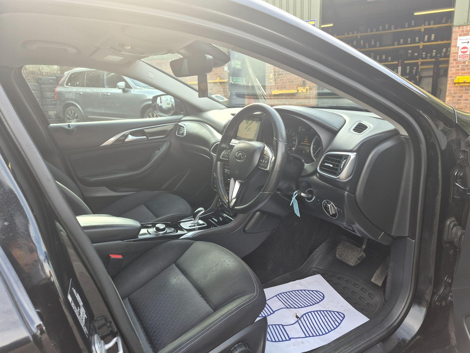 Used Infiniti Q30 2017 for sale - 78170107: Photo 30