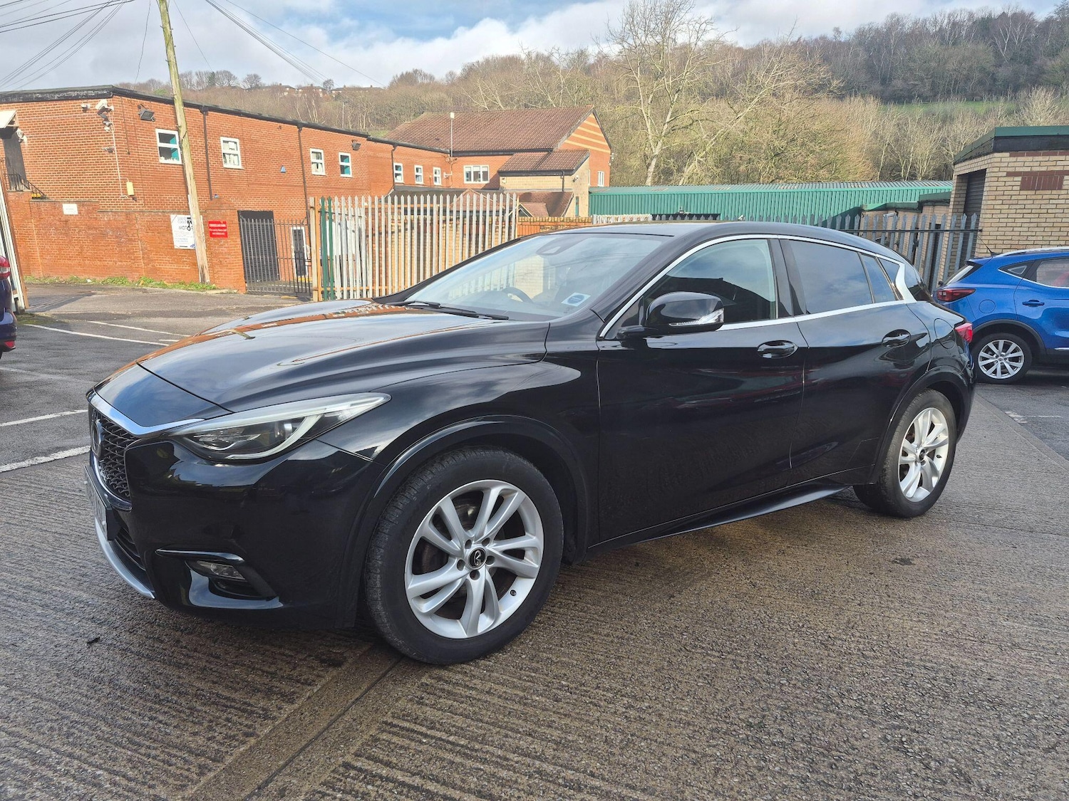 Used Infiniti Q30 2017 for sale - 78170107: Photo 4