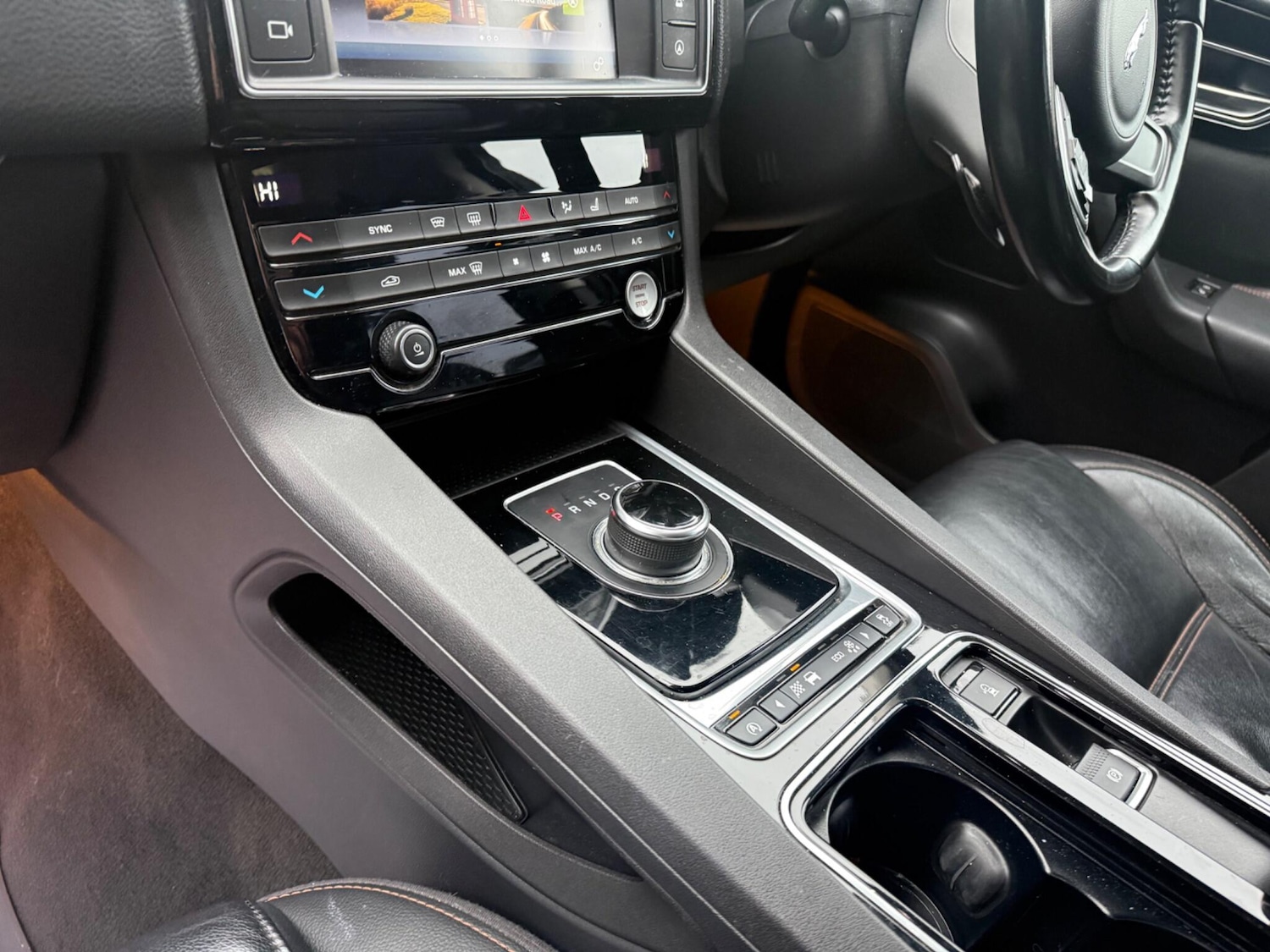 Used Jaguar F-Pace 2016 for sale - 78171201: Photo 21