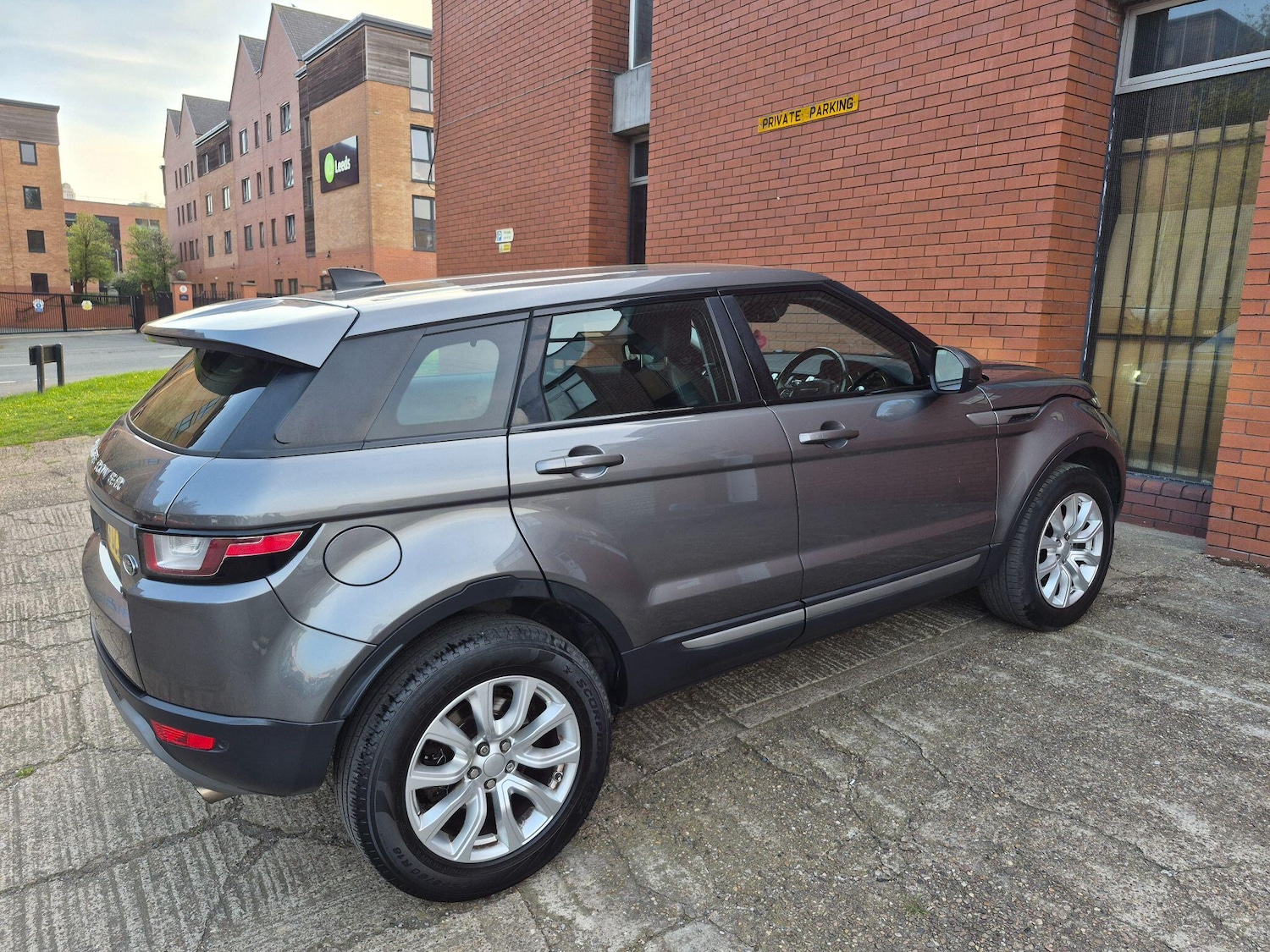 Used Land Rover Range Rover Evoque 2016 for sale - 78171471: Photo 11