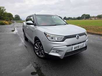 Used Ssangyong Tivoli 2016 for sale - 79657267: Photo