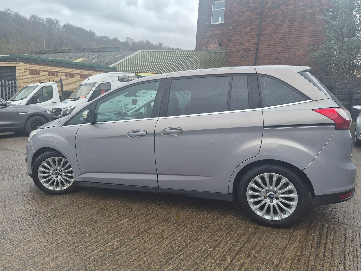 Used Ford Grand C-Max 2013 for sale - 78156770: Photo 10