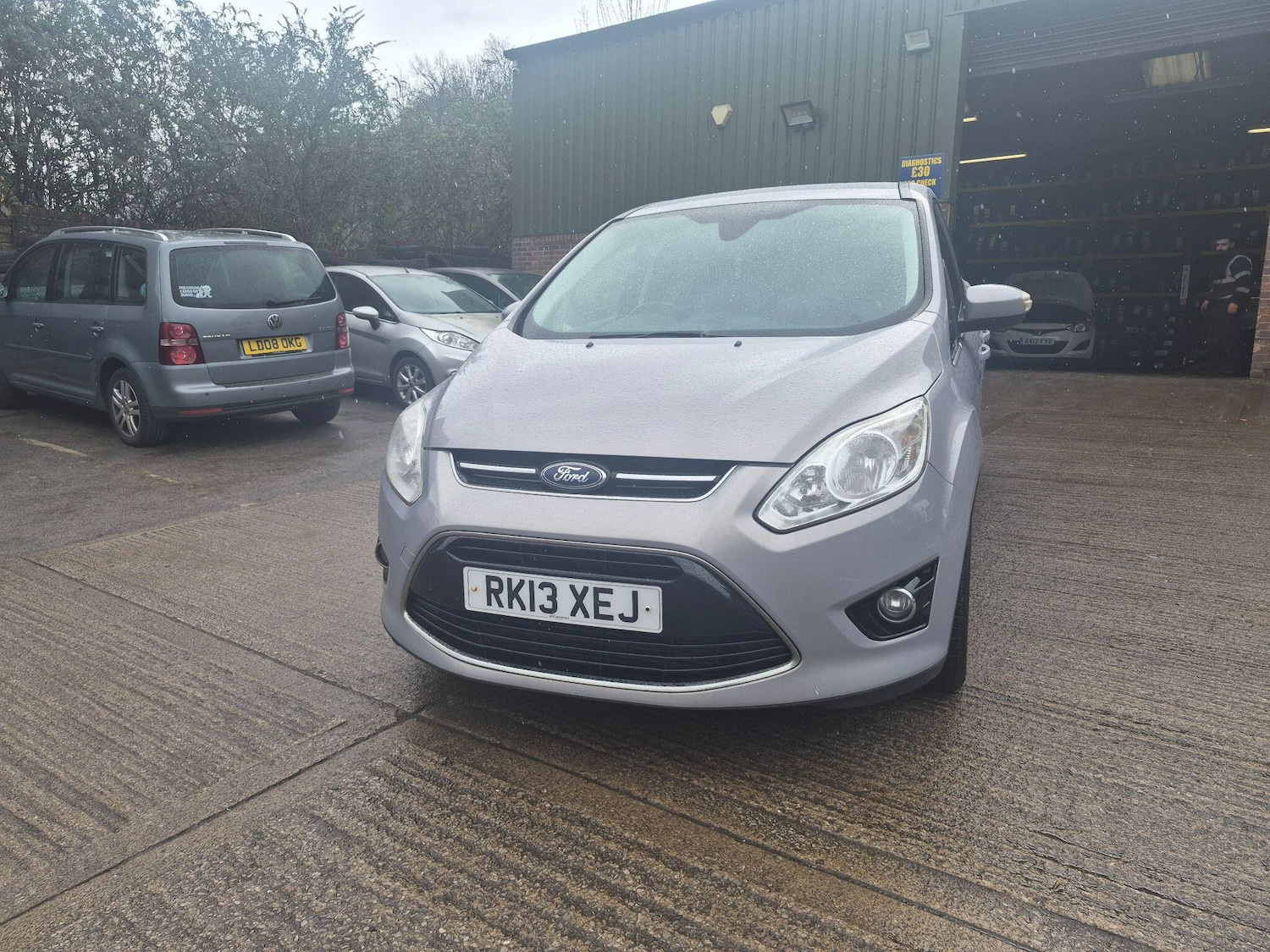 Used Ford Grand C-Max 2013 for sale - 78156770: Photo 2