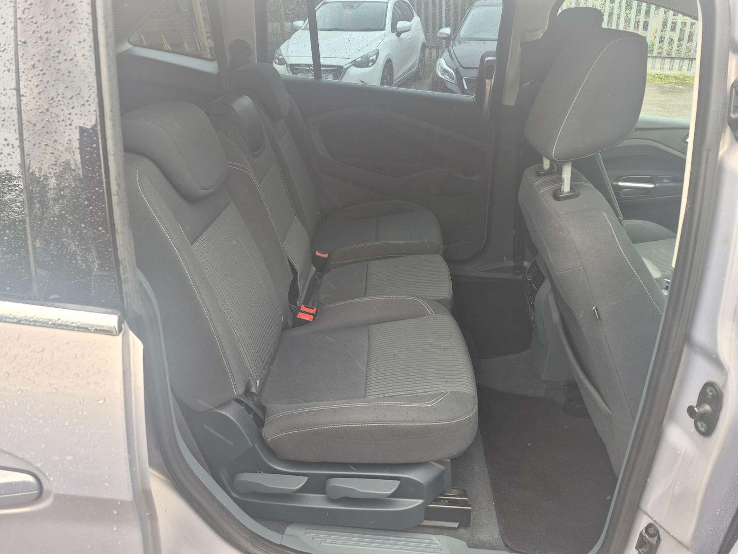 Used Ford Grand C-Max 2013 for sale - 78156770: Photo 24