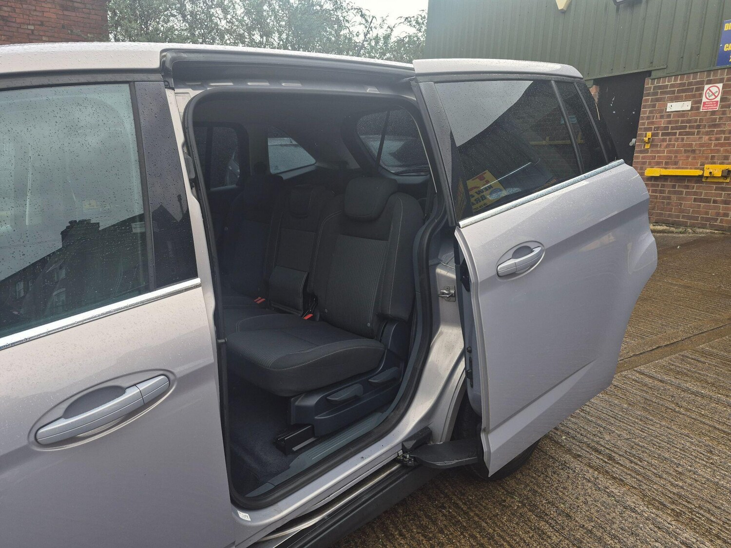 Used Ford Grand C-Max 2013 for sale - 78156770: Photo 42