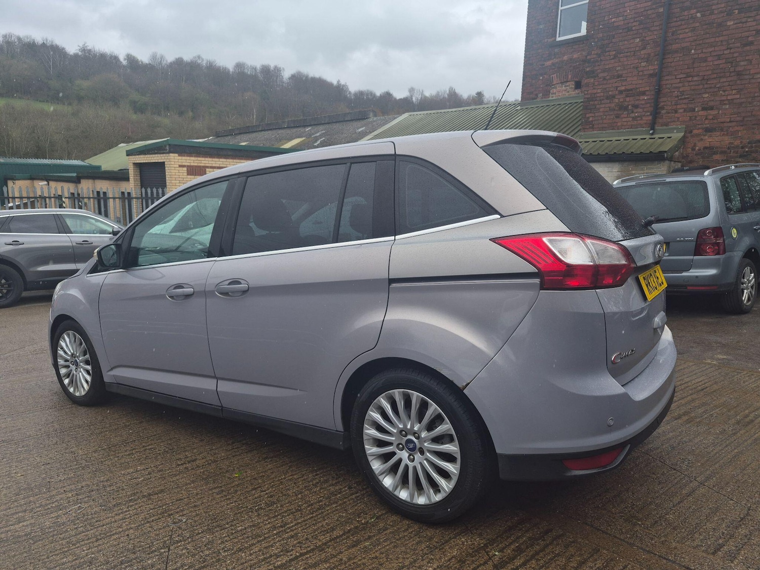 Used Ford Grand C-Max 2013 for sale - 78156770: Photo 6