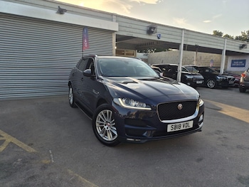 Used Jaguar F-Pace 2018 for sale - 79496754: Photo
