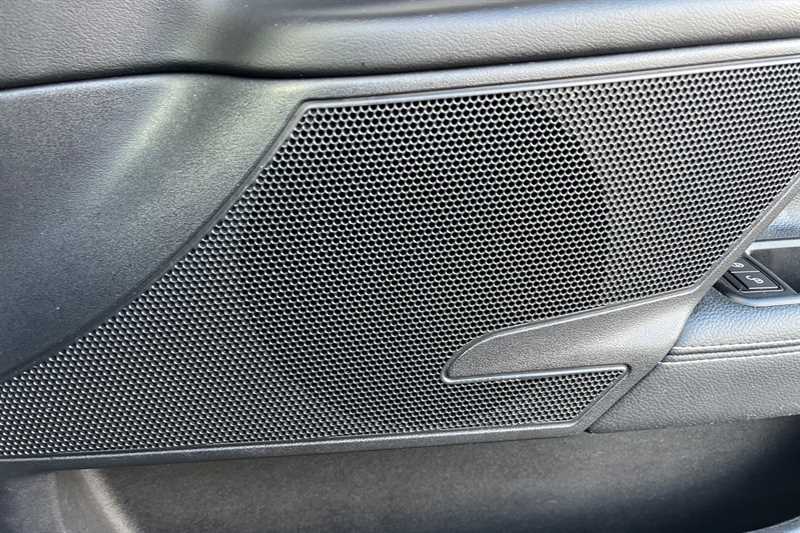 Used Jaguar XE 2016 for sale - 77375536: Photo 27