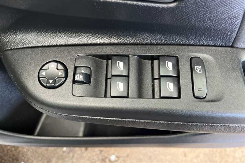 Used Vauxhall Corsa 2022 for sale - 77322636: Photo 16