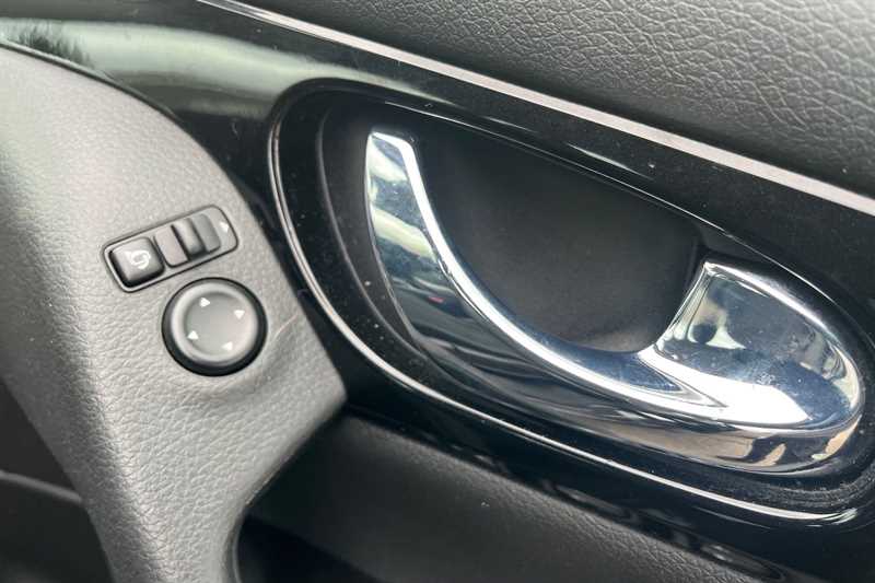 Used Nissan Qashqai 2018 for sale - 77900262: Photo 38