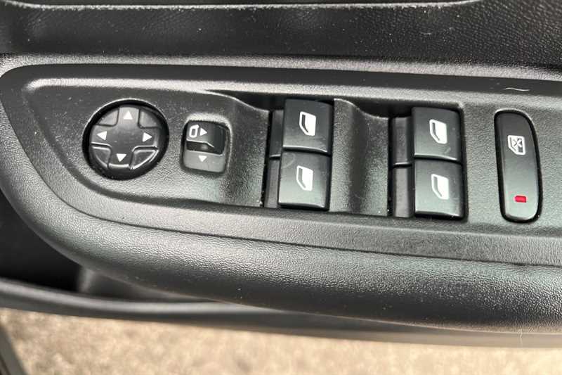 Used Citroen C4 2023 for sale - 77900632: Photo 16