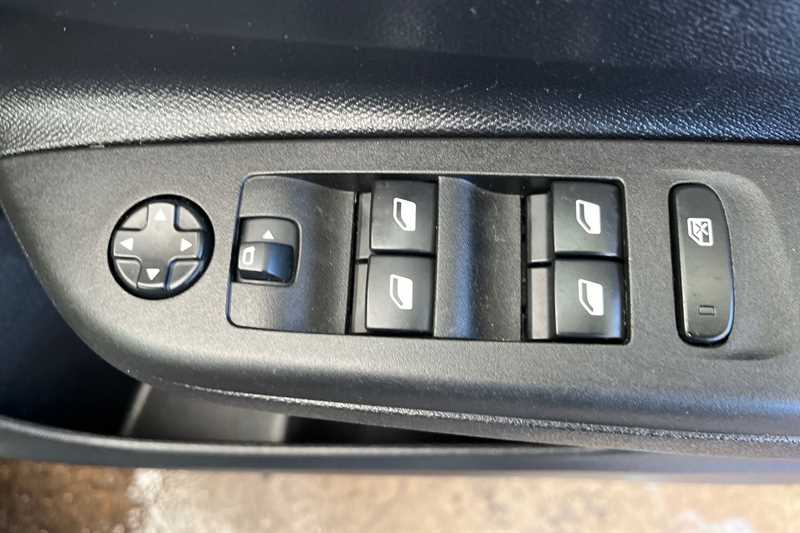 Used Vauxhall Corsa 2022 for sale - 77321957: Photo 16