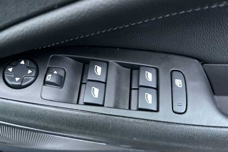 Used Vauxhall Crossland 2022 for sale - 76943649: Photo 16