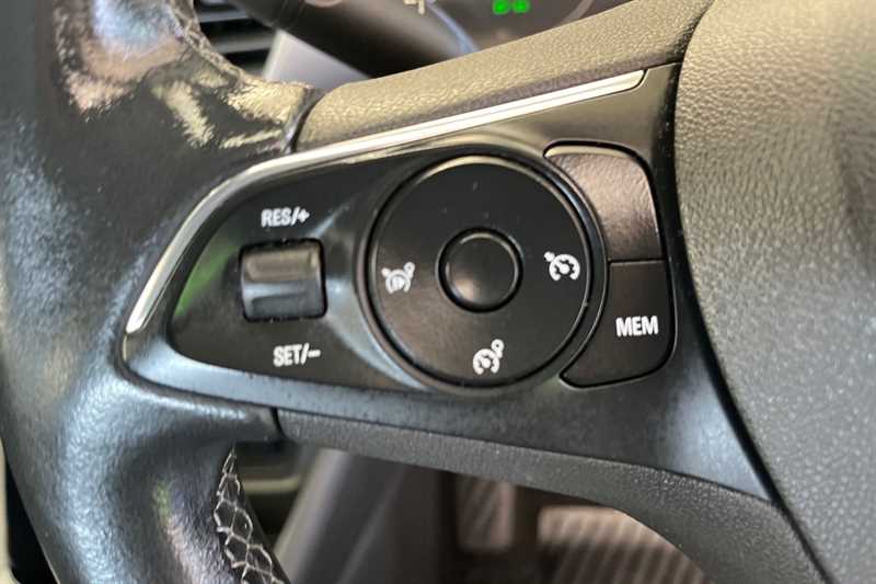 Used Vauxhall Crossland 2021 for sale - 76442881: Photo 21