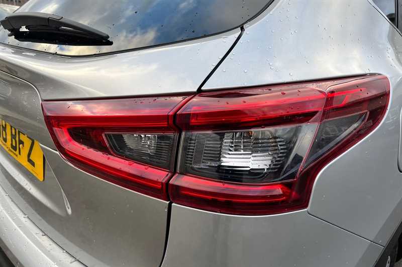 Used Nissan Qashqai 2018 for sale - 76806689: Photo 32