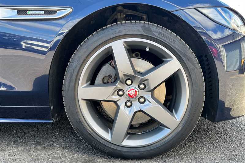 Used Jaguar XE 2016 for sale - 78050704: Photo 11