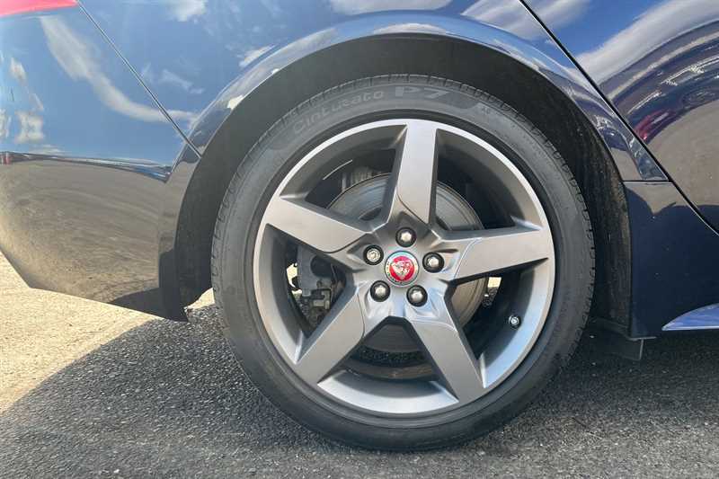 Used Jaguar XE 2016 for sale - 78050704: Photo 12