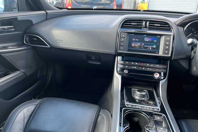 Used Jaguar XE 2016 for sale - 78050704: Photo 14