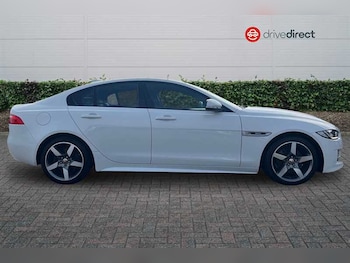Used Jaguar XE 2018 for sale - 78338610: Photo