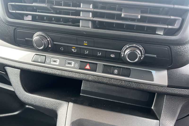 Used Vauxhall Vivaro 2026 for sale - 77561548: Photo 15