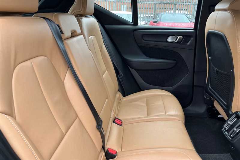 Used Volvo XC40 for sale - 77864258: Photo 38