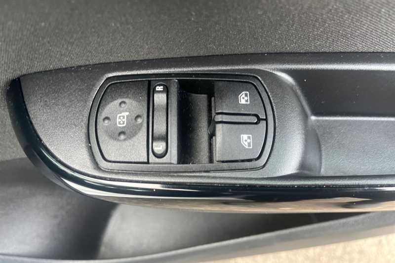 Used Vauxhall Corsa 2019 for sale - 78208001: Photo 16