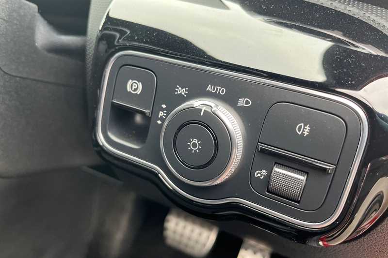 Used Mercedes-Benz A-Class for sale - 76463627: Photo 36