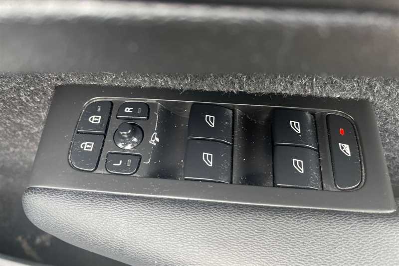 Used Volvo XC40 2020 for sale - 76733598: Photo 16