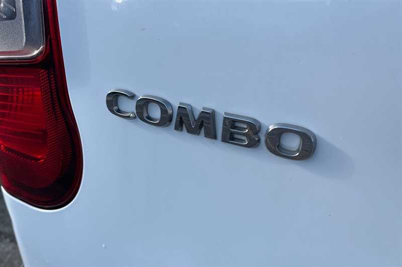 Used Vauxhall Combo 2021 for sale - 76857969: Photo 30