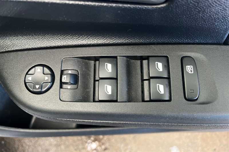 Used Vauxhall Corsa 2022 for sale - 76930703: Photo 16