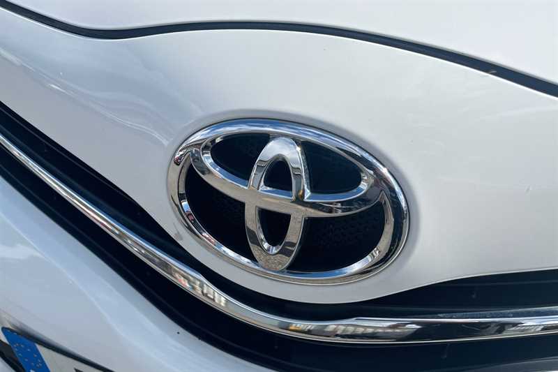 Used Toyota Yaris 2014 for sale - 78120573: Photo 30