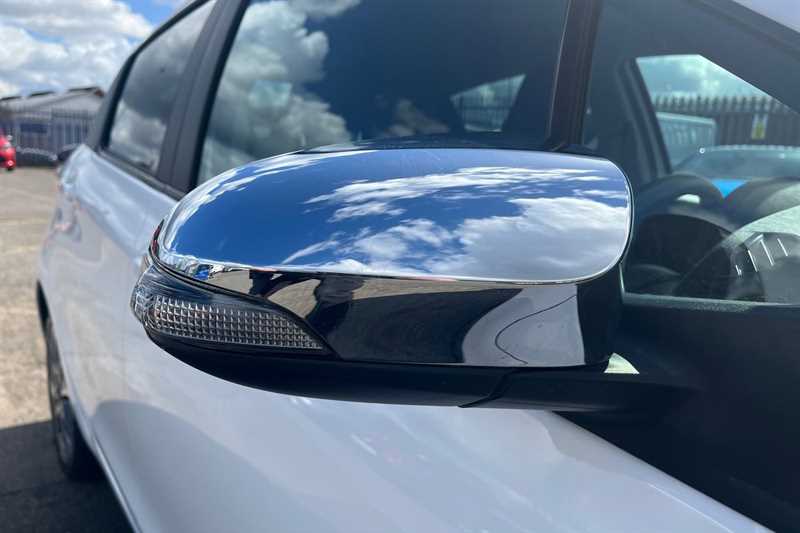 Used Toyota Yaris 2014 for sale - 78120573: Photo 34