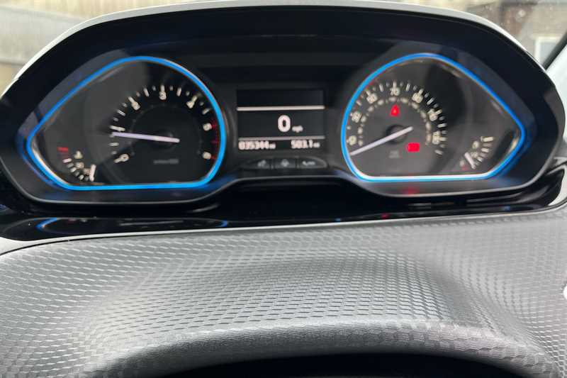 Used Peugeot 2008 2016 for sale - 76939344: Photo 20