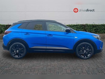 Used Vauxhall Grandland 2022 for sale - 76298585: Photo 2