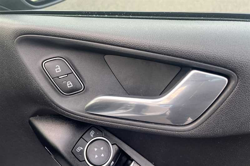 Used Ford Fiesta 2019 for sale - 76956513: Photo 38