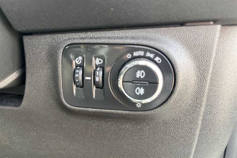 Used Vauxhall Corsa 2018 for sale - 78051086: Photo 37