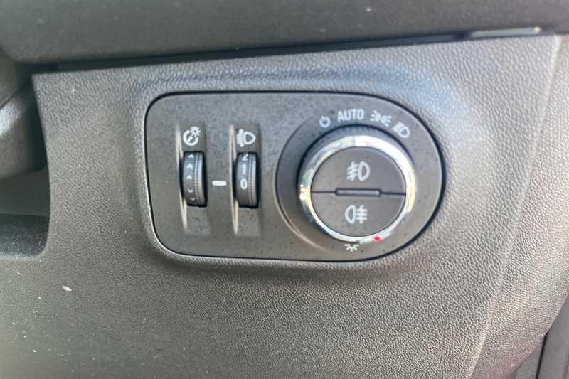 Used Vauxhall Corsa 2018 for sale - 78138547: Photo 36