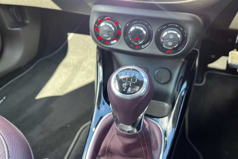 Used Vauxhall ADAM 2014 for sale - 78207870: Photo 37