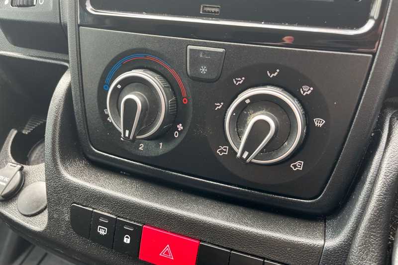 Used Vauxhall Movano 2024 for sale - 76524443: Photo 15