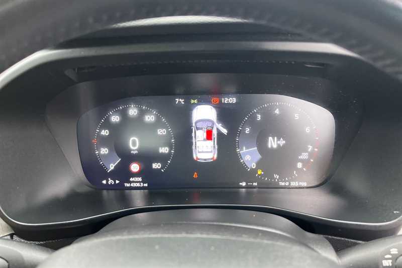 Used Volvo XC40 2021 for sale - 77481889: Photo 20