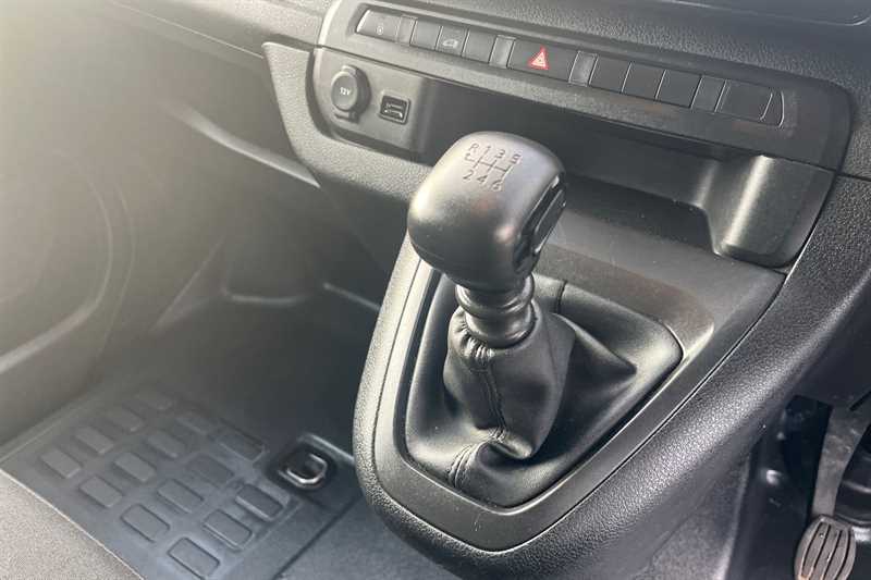 Used Citroen Dispatch 2023 for sale - 77944648: Photo 37