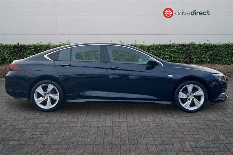 Used Vauxhall Insignia 2019 for sale - 76955780: Photo 2